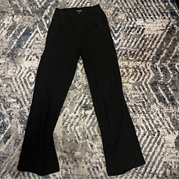 Wide Leg Yoga pants SIZE M Good condition - Picture 2 of 4